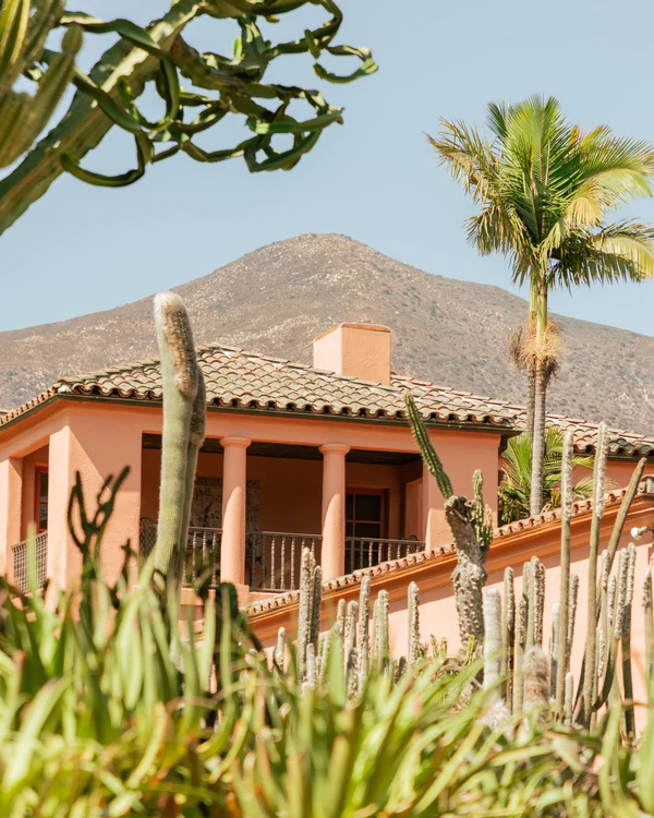 Mala Beads & Self-Love — Why Choosing Yourself Is a Sacred Practice (副本)